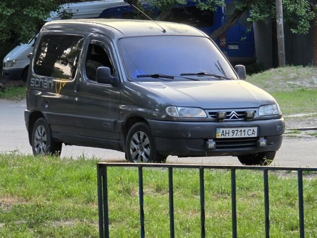 Серый Ситроен Берлинго, объемом двигателя 1.9 л и пробегом 249 тыс. км за 3000 $, фото 1 на Automoto.ua