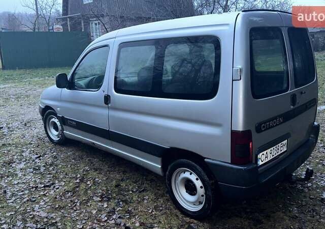 Сірий Сітроен Берлінго, об'ємом двигуна 1.87 л та пробігом 378 тис. км за 2700 $, фото 7 на Automoto.ua