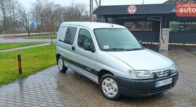 Серый Ситроен Берлинго, объемом двигателя 1.9 л и пробегом 277 тыс. км за 3999 $, фото 1 на Automoto.ua