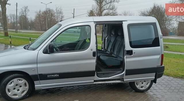 Серый Ситроен Берлинго, объемом двигателя 1.9 л и пробегом 277 тыс. км за 3999 $, фото 4 на Automoto.ua