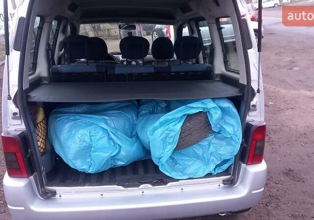 Серый Ситроен Берлинго, объемом двигателя 1.59 л и пробегом 220 тыс. км за 4600 $, фото 12 на Automoto.ua