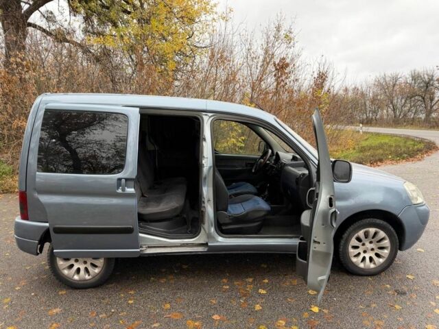 Сірий Сітроен Берлінго, об'ємом двигуна 1.9 л та пробігом 245 тис. км за 3350 $, фото 11 на Automoto.ua