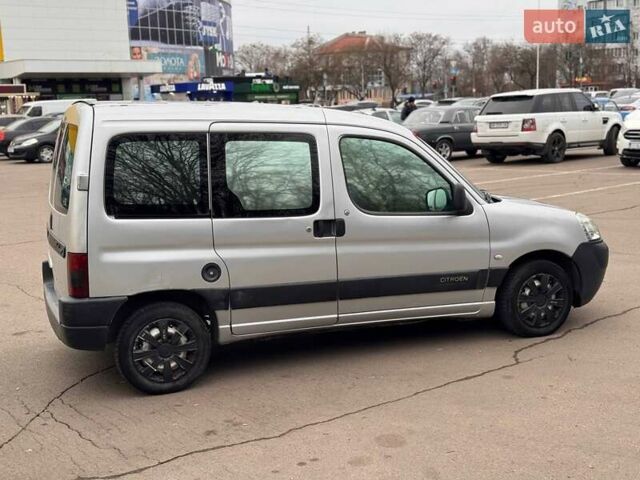 Серый Ситроен Берлинго, объемом двигателя 1.9 л и пробегом 249 тыс. км за 2750 $, фото 3 на Automoto.ua