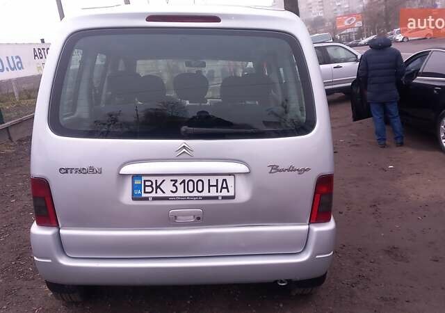 Серый Ситроен Берлинго, объемом двигателя 1.59 л и пробегом 220 тыс. км за 4600 $, фото 10 на Automoto.ua