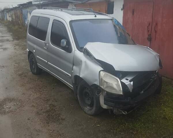 Серый Ситроен Берлинго, объемом двигателя 2 л и пробегом 100 тыс. км за 1000 $, фото 3 на Automoto.ua