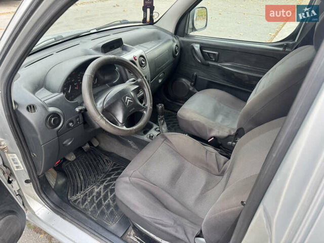 Ситроен Берлинго 2004 в Житомире на Automoto.ua Серый Ситроен Берлинго, объемом двигателя 1.36 л и пробегом 250 тыс. км за 2900 $, фото 12 на Automoto.ua