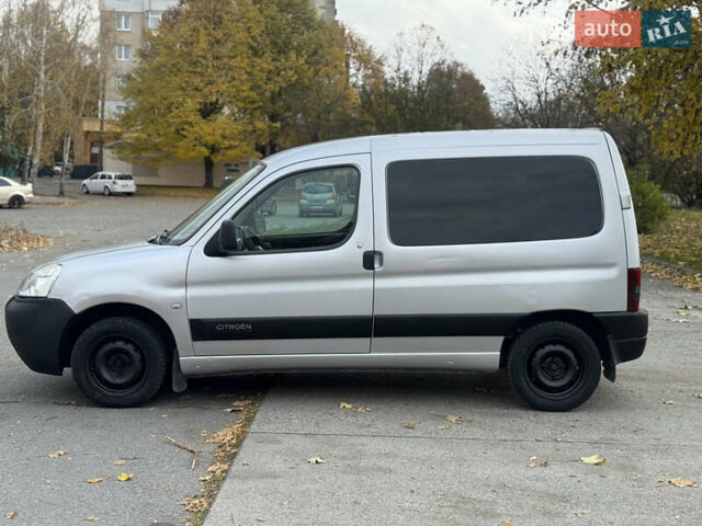 Ситроен Берлинго 2004 в Житомире на Automoto.ua Серый Ситроен Берлинго, объемом двигателя 1.36 л и пробегом 250 тыс. км за 2900 $, фото 11 на Automoto.ua