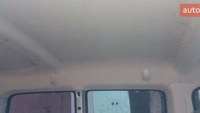 Серый Ситроен Берлинго, объемом двигателя 1.4 л и пробегом 230 тыс. км за 3700 $, фото 6 на Automoto.ua