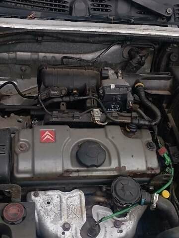 Серый Ситроен Берлинго, объемом двигателя 1.4 л и пробегом 230 тыс. км за 3700 $, фото 5 на Automoto.ua