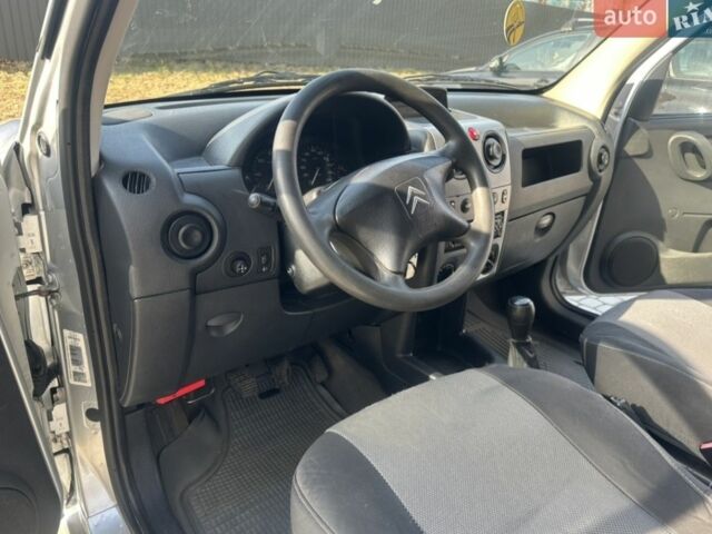 Сірий Сітроен Берлінго, об'ємом двигуна 1.9 л та пробігом 340 тис. км за 3999 $, фото 4 на Automoto.ua