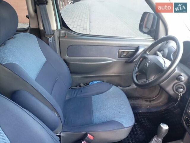 Сірий Сітроен Берлінго, об'ємом двигуна 1.6 л та пробігом 175 тис. км за 5700 $, фото 12 на Automoto.ua