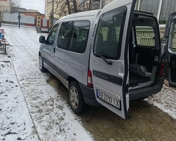 Серый Ситроен Берлинго, объемом двигателя 1.6 л и пробегом 1 тыс. км за 3900 $, фото 4 на Automoto.ua