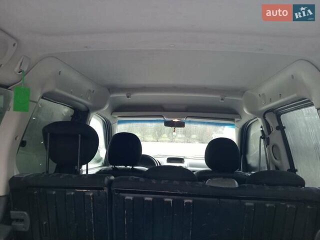 Серый Ситроен Берлинго, объемом двигателя 1.87 л и пробегом 277 тыс. км за 4300 $, фото 8 на Automoto.ua