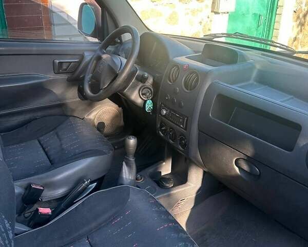 Ситроен Берлинго 2006 в Черкассах на Automoto.ua Серый Ситроен Берлинго, объемом двигателя 1.9 л и пробегом 350 тыс. км за 3600 $, фото 13 на Automoto.ua