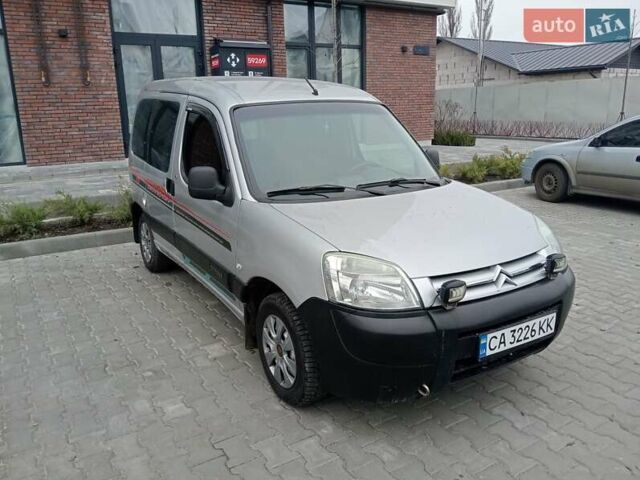 Серый Ситроен Берлинго, объемом двигателя 1.87 л и пробегом 277 тыс. км за 4300 $, фото 13 на Automoto.ua