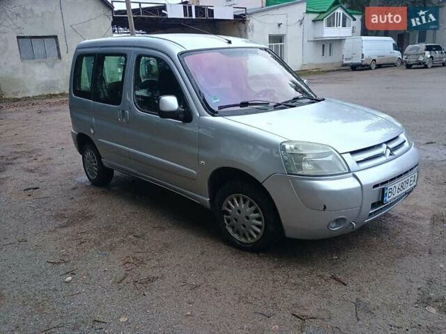 Серый Ситроен Берлинго, объемом двигателя 1.36 л и пробегом 238 тыс. км за 3600 $, фото 2 на Automoto.ua