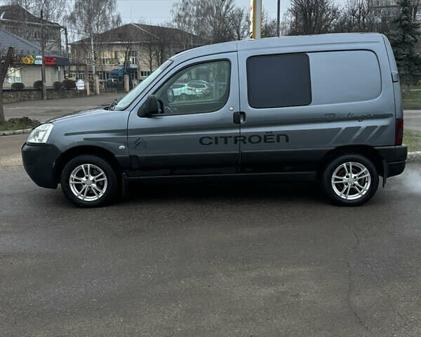 Серый Ситроен Берлинго, объемом двигателя 1.56 л и пробегом 219 тыс. км за 4450 $, фото 3 на Automoto.ua