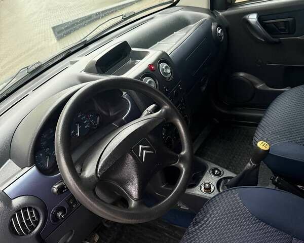 Серый Ситроен Берлинго, объемом двигателя 1.59 л и пробегом 158 тыс. км за 4999 $, фото 12 на Automoto.ua