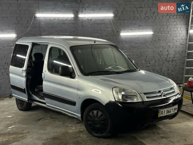 Серый Ситроен Берлинго, объемом двигателя 1.4 л и пробегом 350 тыс. км за 2950 $, фото 1 на Automoto.ua