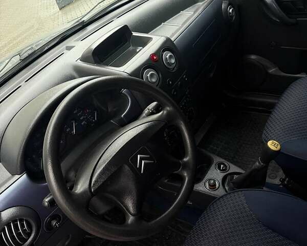 Серый Ситроен Берлинго, объемом двигателя 1.59 л и пробегом 158 тыс. км за 4999 $, фото 11 на Automoto.ua