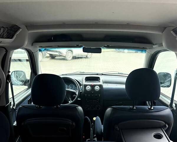 Серый Ситроен Берлинго, объемом двигателя 1.59 л и пробегом 158 тыс. км за 4999 $, фото 19 на Automoto.ua