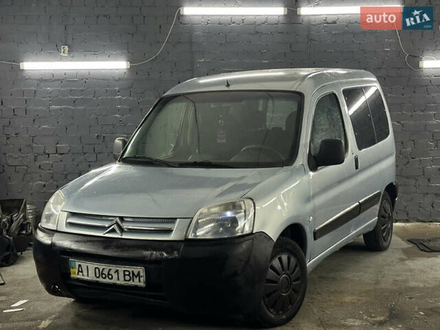 Серый Ситроен Берлинго, объемом двигателя 1.4 л и пробегом 350 тыс. км за 2950 $, фото 2 на Automoto.ua
