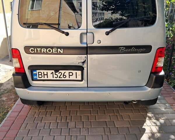 Серый Ситроен Берлинго, объемом двигателя 1.59 л и пробегом 206 тыс. км за 4900 $, фото 7 на Automoto.ua
