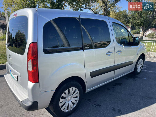Серый Ситроен Берлинго, объемом двигателя 1.6 л и пробегом 289 тыс. км за 5800 $, фото 3 на Automoto.ua
