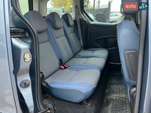 Серый Ситроен Берлинго, объемом двигателя 1.56 л и пробегом 299 тыс. км за 6490 $, фото 10 на Automoto.ua