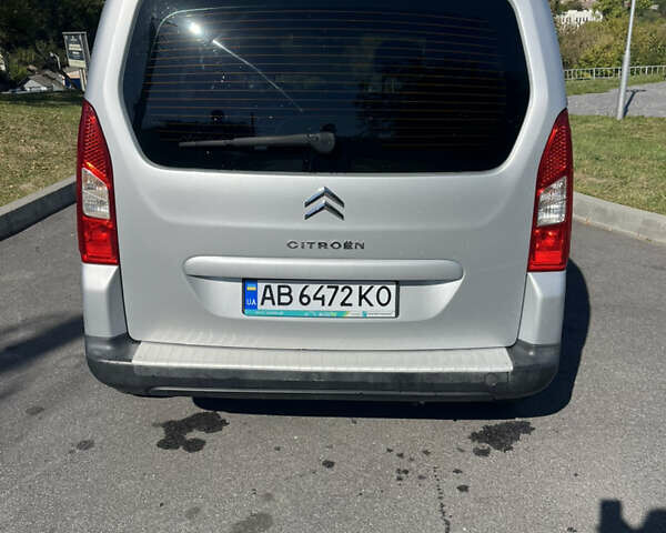 Серый Ситроен Берлинго, объемом двигателя 1.6 л и пробегом 289 тыс. км за 5800 $, фото 2 на Automoto.ua