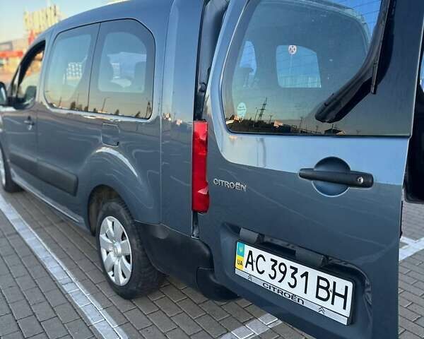 Сітроен Берлінго 2008 у Нововолинськ на Automoto.ua Сірий Сітроен Берлінго, об'ємом двигуна 1.6 л та пробігом 191 тис. км за 5900 $, фото 29 на Automoto.ua