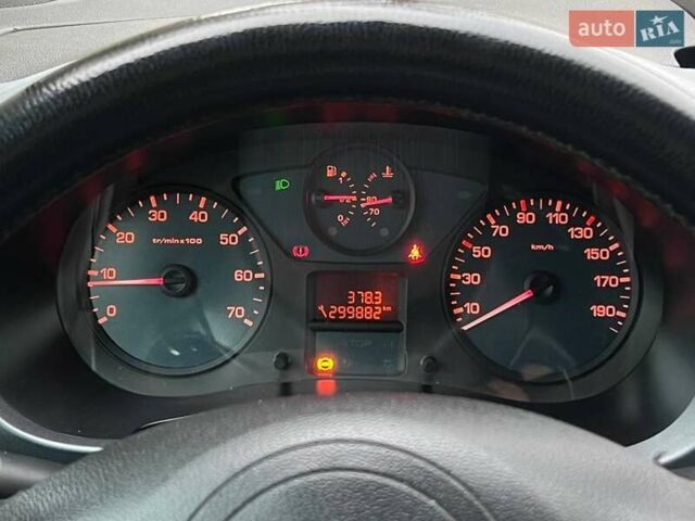 Серый Ситроен Берлинго, объемом двигателя 1.56 л и пробегом 299 тыс. км за 6490 $, фото 14 на Automoto.ua