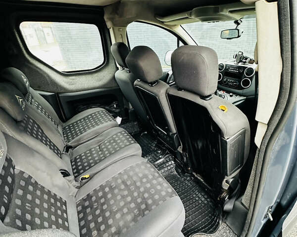 Сірий Сітроен Берлінго, об'ємом двигуна 1.6 л та пробігом 349 тис. км за 4499 $, фото 9 на Automoto.ua