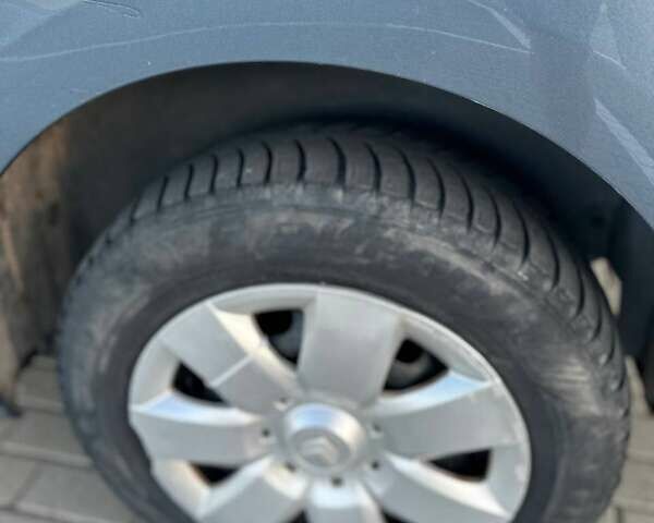 Сітроен Берлінго 2008 у Нововолинськ на Automoto.ua Сірий Сітроен Берлінго, об'ємом двигуна 1.6 л та пробігом 191 тис. км за 5900 $, фото 25 на Automoto.ua