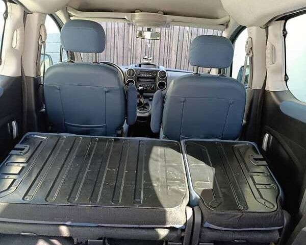 Серый Ситроен Берлинго, объемом двигателя 1.56 л и пробегом 298 тыс. км за 6400 $, фото 17 на Automoto.ua