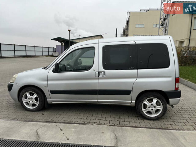 Серый Ситроен Берлинго, объемом двигателя 1.59 л и пробегом 242 тыс. км за 3000 $, фото 1 на Automoto.ua