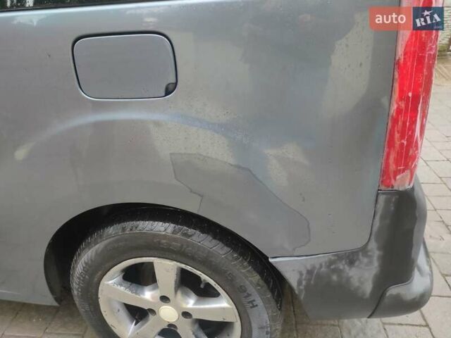 Серый Ситроен Берлинго, объемом двигателя 1.59 л и пробегом 210 тыс. км за 3950 $, фото 22 на Automoto.ua