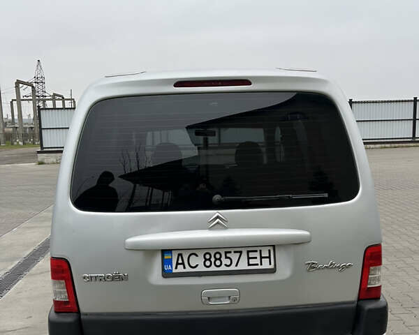 Серый Ситроен Берлинго, объемом двигателя 1.59 л и пробегом 242 тыс. км за 3000 $, фото 3 на Automoto.ua