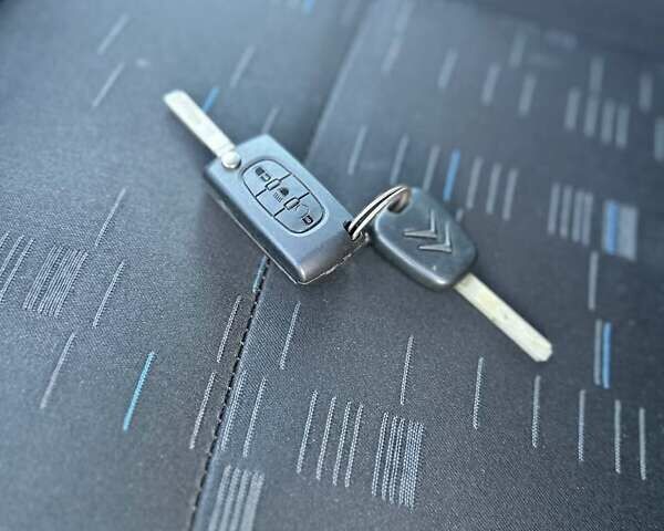 Сітроен Берлінго 2008 у Нововолинськ на Automoto.ua Сірий Сітроен Берлінго, об'ємом двигуна 1.6 л та пробігом 191 тис. км за 5900 $, фото 46 на Automoto.ua