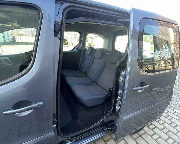 Сірий Сітроен Берлінго, об'ємом двигуна 1.6 л та пробігом 262 тис. км за 6250 $, фото 12 на Automoto.ua