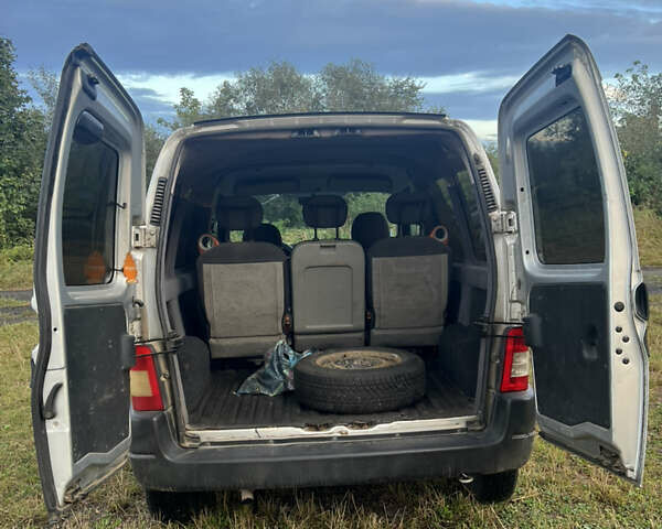 Серый Ситроен Берлинго, объемом двигателя 1.56 л и пробегом 189 тыс. км за 3550 $, фото 9 на Automoto.ua