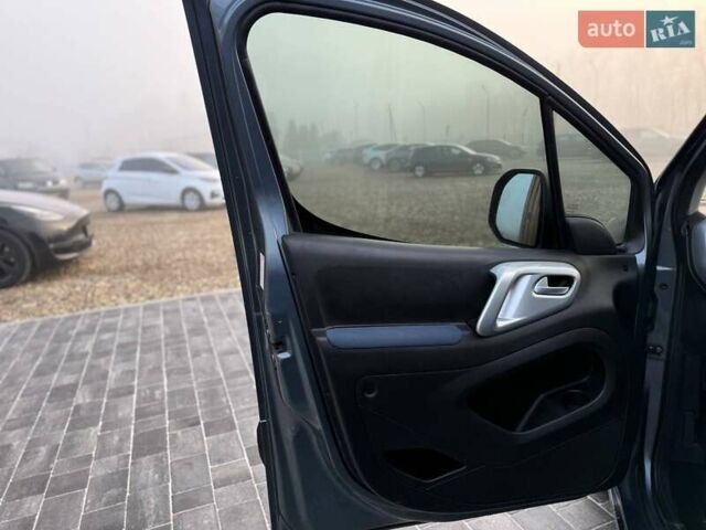 Серый Ситроен Берлинго, объемом двигателя 1.6 л и пробегом 255 тыс. км за 5699 $, фото 9 на Automoto.ua