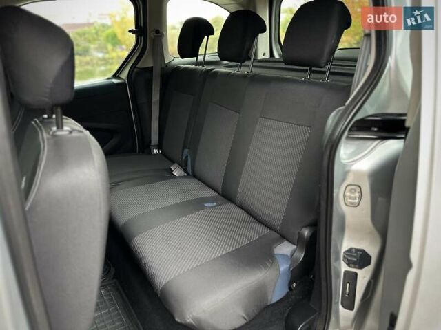 Серый Ситроен Берлинго, объемом двигателя 1.6 л и пробегом 251 тыс. км за 7499 $, фото 47 на Automoto.ua