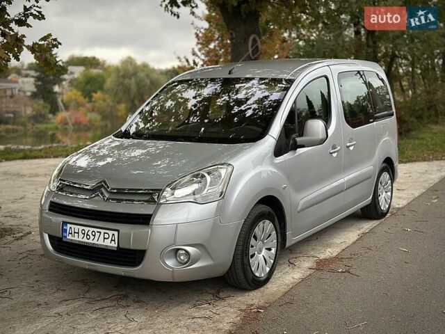 Серый Ситроен Берлинго, объемом двигателя 1.6 л и пробегом 251 тыс. км за 7499 $, фото 1 на Automoto.ua