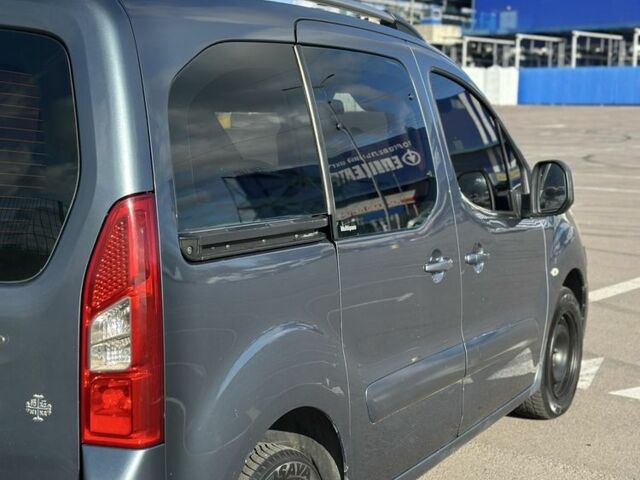 Серый Ситроен Берлинго, объемом двигателя 1.6 л и пробегом 295 тыс. км за 5900 $, фото 1 на Automoto.ua