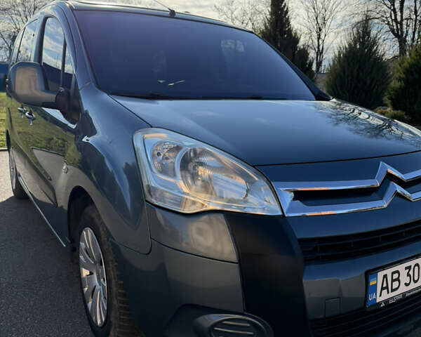 Серый Ситроен Берлинго, объемом двигателя 1.6 л и пробегом 182 тыс. км за 7000 $, фото 3 на Automoto.ua