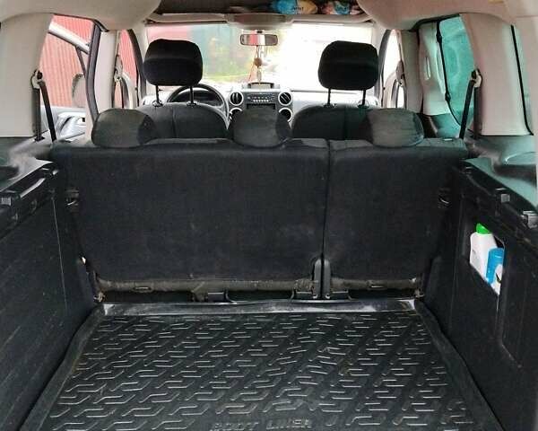 Серый Ситроен Берлинго, объемом двигателя 1.56 л и пробегом 304 тыс. км за 6750 $, фото 18 на Automoto.ua