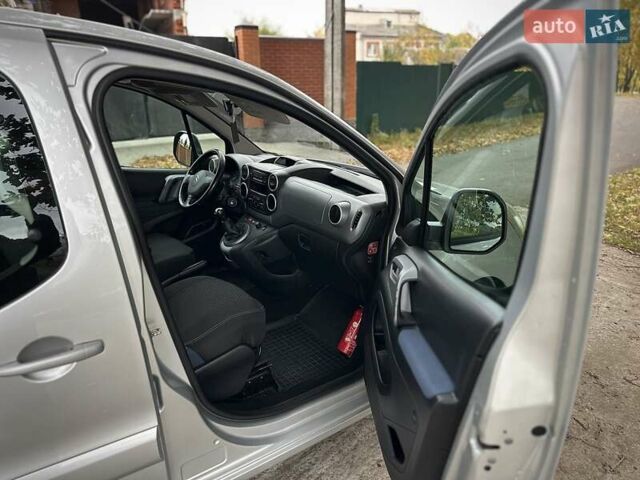 Серый Ситроен Берлинго, объемом двигателя 1.6 л и пробегом 251 тыс. км за 7499 $, фото 35 на Automoto.ua