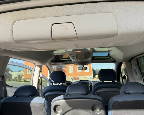 Серый Ситроен Берлинго, объемом двигателя 1.6 л и пробегом 182 тыс. км за 7000 $, фото 28 на Automoto.ua