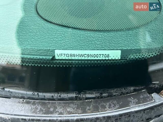 Сірий Сітроен Берлінго, об'ємом двигуна 1.6 л та пробігом 179 тис. км за 2000 $, фото 20 на Automoto.ua